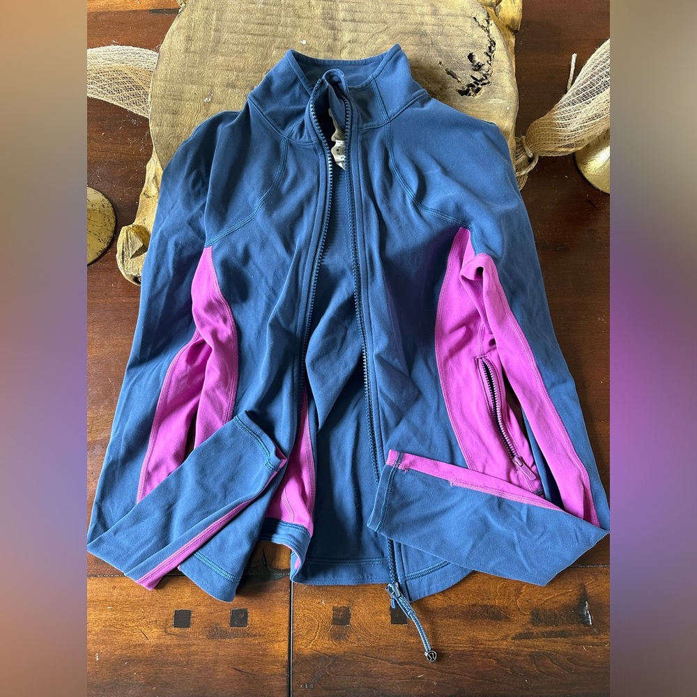 Lululemon jacket